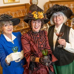 National Museum of Cambridge Glass Holiday Hours