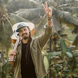 Michael Franti Trio