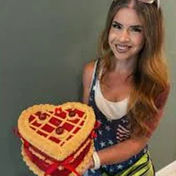 Meet Dessert Artist Kelly Soto