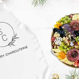The Charcuterie Experience By Savory Charcuterie – Christmas