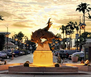SONORAN OASIS GROUP SHOW in Scottsdale