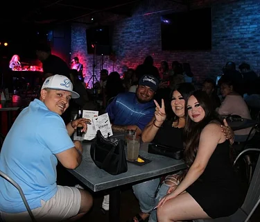 DUELING PIANOS