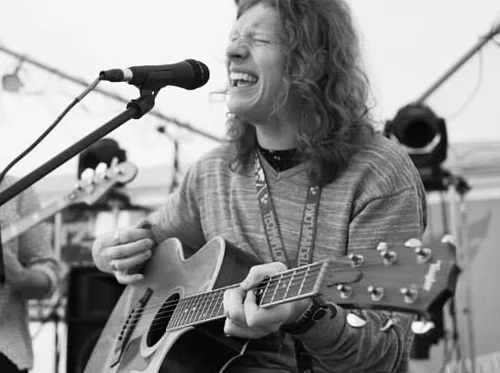 Happy Hour: Jeff Lloyd