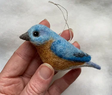 Needle Felting: Bird of the Month: Eastern Bluebird with Erin Carlson
