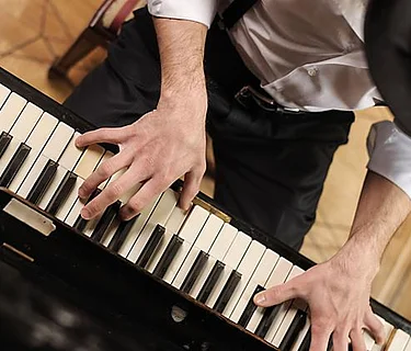 Daniel Waters Piano Man