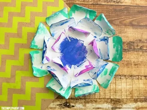 Sunday Fun Day: Paper Plate Flowers