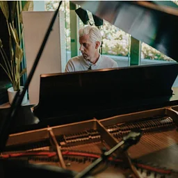 Andrew McMahon