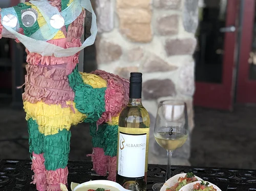 Club Member Only: Vino de Mayo