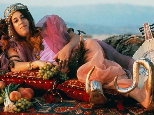 Mainstreaming the Counterculture