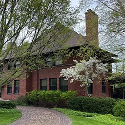 Walking Tour: Double Houses and Prairie School, Ridge Historic District