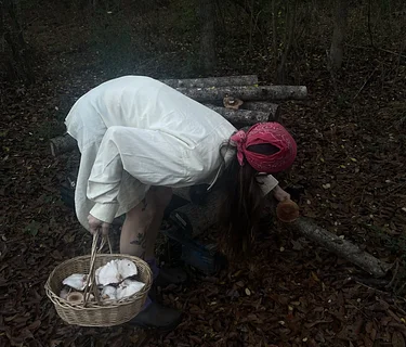 The Embodied Magic of Nature Journaling: Illustrating, Observing, and Recording the World Around You