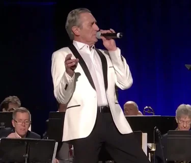 MARK MENERY - Live Music at Galley Hatch