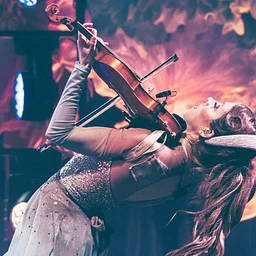 Lindsey Stirling - The Snow Waltz Tour
