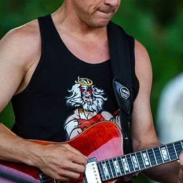 Live Music with Mike Pedersen
