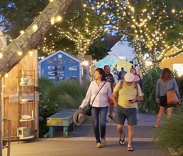 Hyannis HyARTS Artist Shanties weekend of May 15 – May 17, 2026 * OPEN May – Oct!