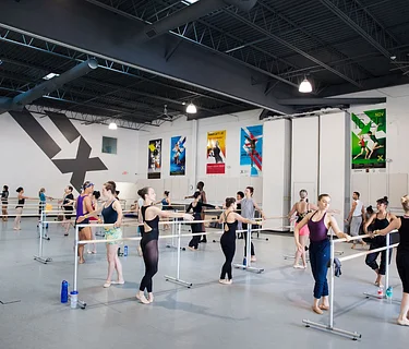 Beginner/Intermediate Ballet Class