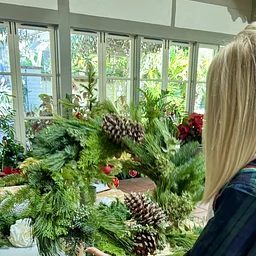 Wreath the Halls