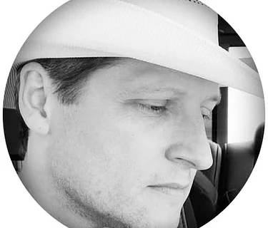 On Stage with Christopher Scott