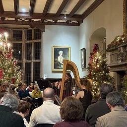 Notes in Nature at Planting Fields: Fireside Melodies