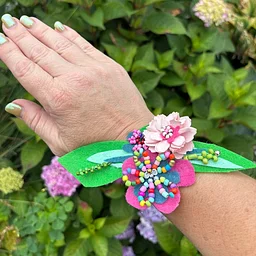 Corsage/Boutinonniere Making w/ Bike Prom and Hot Glue Creux