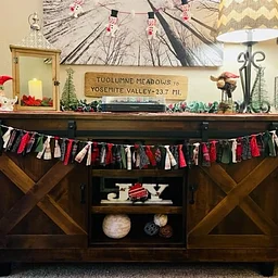 DIY Holiday Fabric Garland