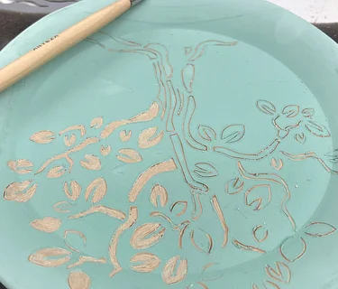 Clay Sgraffito Clay Plate Workshop