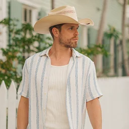 DUSTIN LYNCH at Loeb Stadium presented by Old National Bank