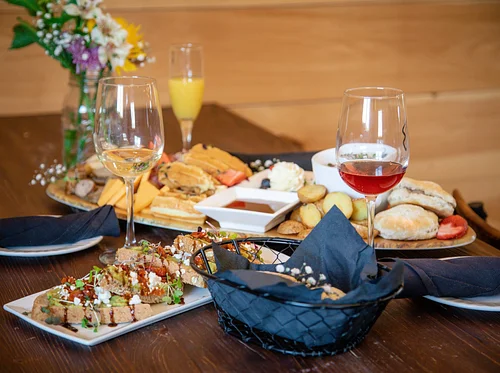 Sunflower Brunch at The Stable