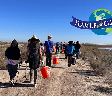 Clean Up: San Diego Bay National Wildlife Refuge