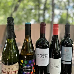 Wine Trivia Night!