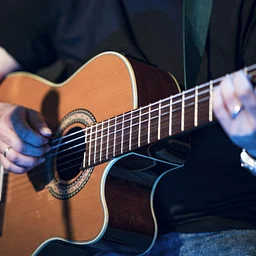Acoustic Set with Baby Fearn
