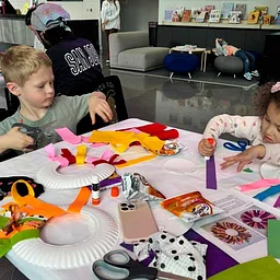 Free Art Workshop: Halloween Garland