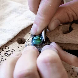 Beginner Bezel Setting Thursday 6-week Artist Series
