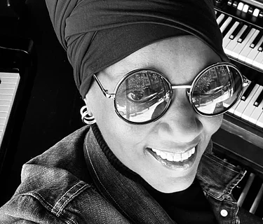 Sundra Manning Organ Quartet