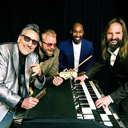 Rick Estrin & The Nightcats