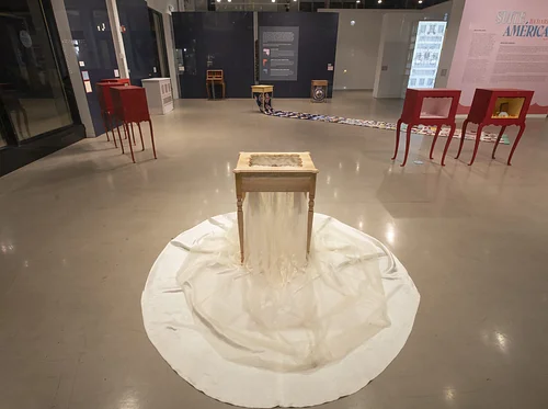 Furniture, History and Feminism: a Suite Américaine Panel Discussion