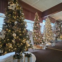 Warther's Christmas Tree Festival
