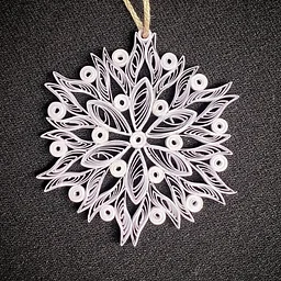 Ornament Quilling Class