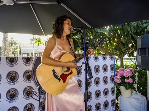 Happy Hour: Balatovis