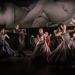 NATIONAL THEATRE LIVE: LES LIAISONS DANGEREUSES