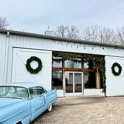 HOLIDAY MARKET