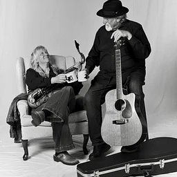 LIVE MUSIC: Sue Orfield & Randy Sinz
