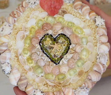 Maritime Craft Workshops for Teens—Shell Art