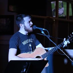 Live Music: Cole Spade