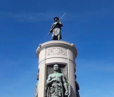 Van Tour | Bronzeville