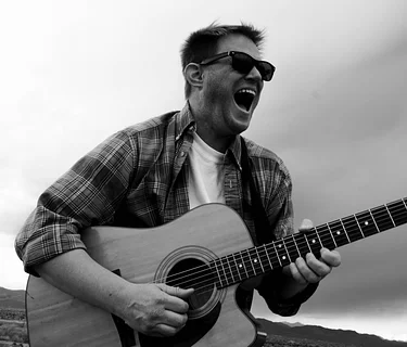 Live Music Sundays at Broderick - Jeffrey Dallet