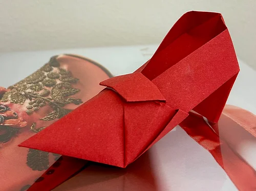 Library Activity: Mini Origami Shoes