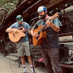 Live Musicw/ Matt Kustura