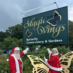 Santa and Mrs. Claus come to Magic Wings