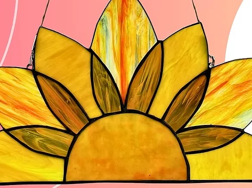 Premium Workshop: You Are My Sunshine – Stained Glass Sun Hanger